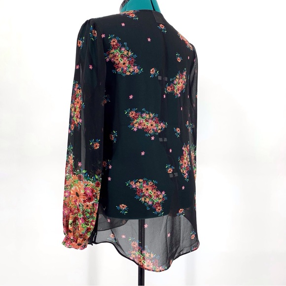 Cabi Blooming Blouse #3594, Floral Print Sheer Long Sleeve V-Neck Top, Medium - Picture 6 of 16